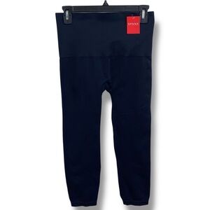 NWT Spanx Look At Me Now Cropped Seamless Leggings Black Size XL Extra Large